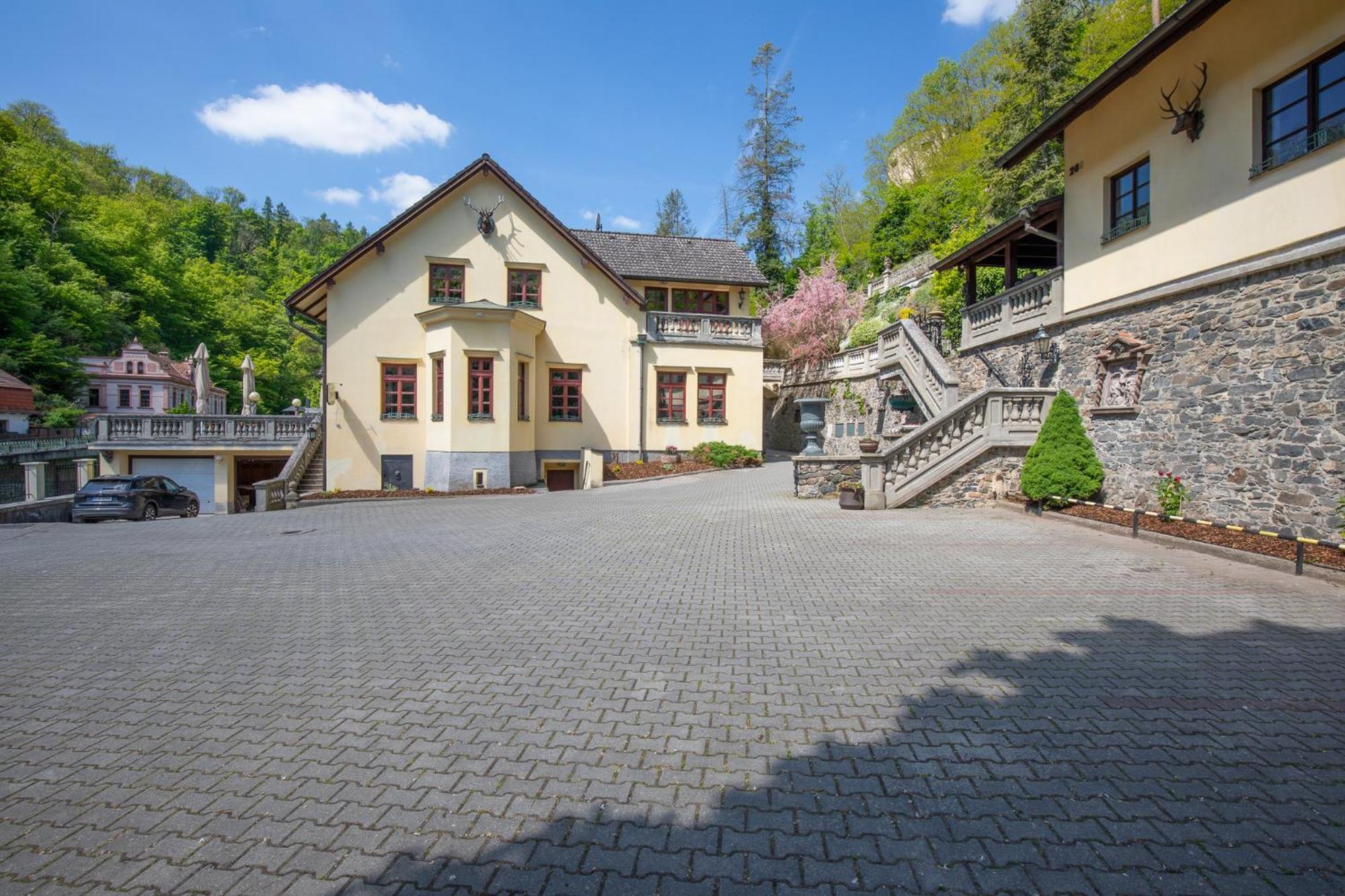 Resort U Jelena Кршивоклат Экстерьер фото